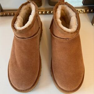 Uggs - never been worn